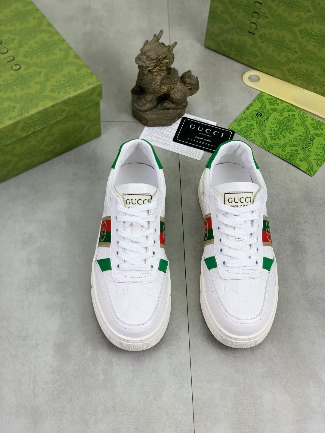 Men's shoes 💰P420 💰[New style]🆘 The latest model from Gucci GUCCI official website🎁Classic casual and fashionable men's shoes👟Best model💥The style is simple and elegant, exclusive for trendy men. Unique official website latest brand elements👑Gucci original decoration, fashionable and generous, original soft calfskin fabric➕Comfortable soft first-layer pigskin lining ✅The official website specifies the wear-resistant casual outsole, the classic model is taken in kind🎬Color: 4️⃣colors available😍Number: 38-44